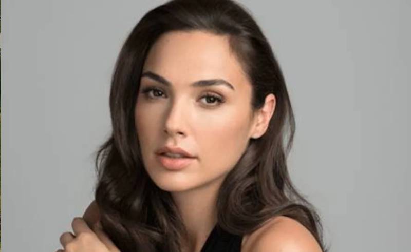 'Wonder Woman' star opens Jerusalem film festival with call to end war