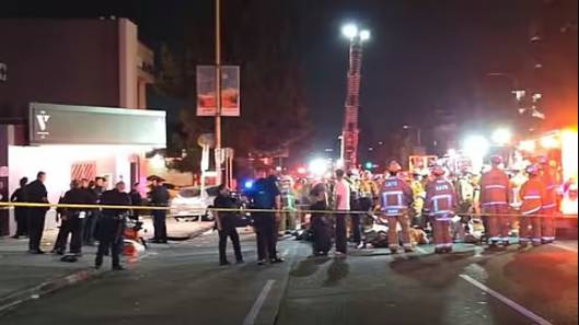 Car rams Los Angeles crowd, injuring 28: fire department