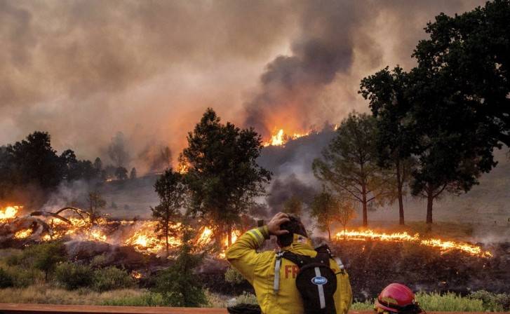 Canada wildfires burn area the size of Croatia