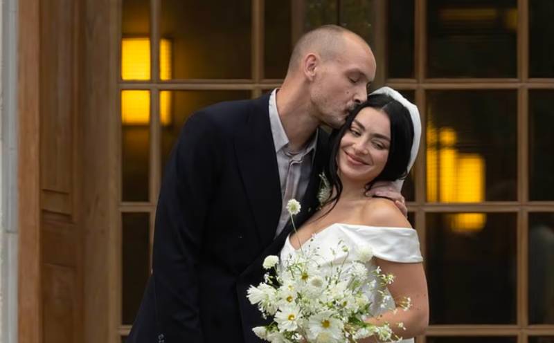 Charli XCX went for Miley Cyrus and Demi Lovato's wedding gown style