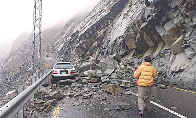 Karakoram Highway, Jalkad-Chilas Road closed due to flooding, land-sliding