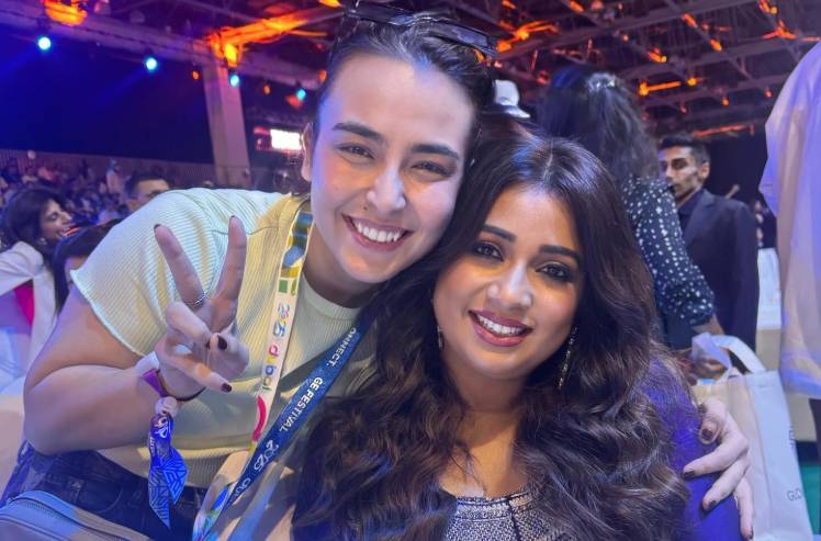 Natasha Baig has dream moment as Shikwa hitmaker meets Shreya Ghoshal