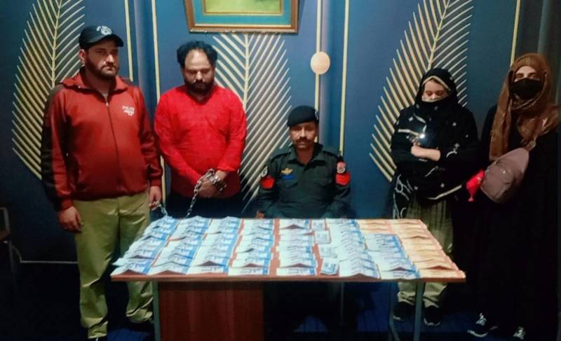 Karachi couple arrested in Abbottabad for circulating fake currency