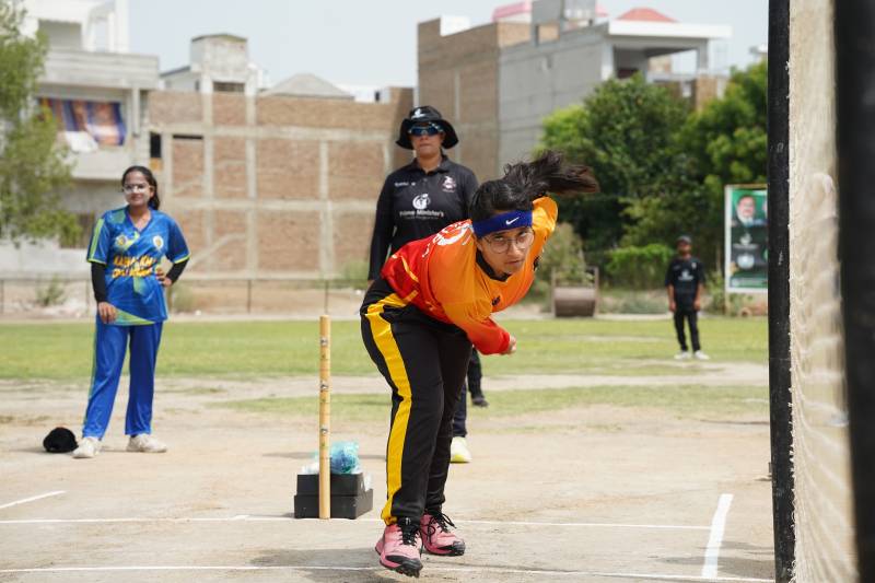 Over 15,000 youths attend PMYP-Lahore Qalandars talent hunt trials in Larkana and Sukkur 