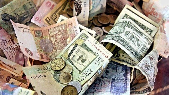 Pakistan’s foreign exchange reserves dip by $39.6 million amid debt payments: SBP