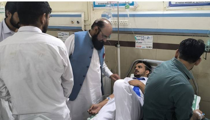 FJMU VC Prof Dr Khalid Masood Gondal visits Govt Teaching Hospital Shahdara 