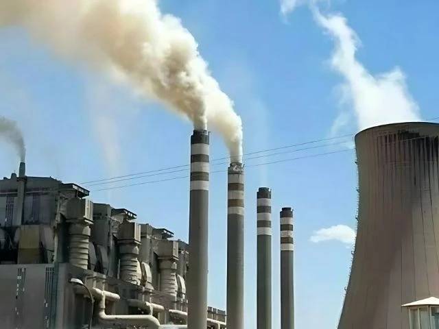 Govt imposes Rs238 per mmbtu levy on captive power plants