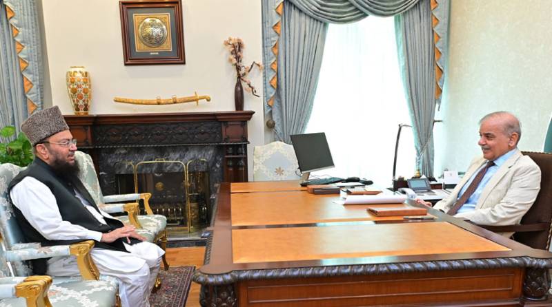 PM congratulates Hafiz Karim on becoming senator