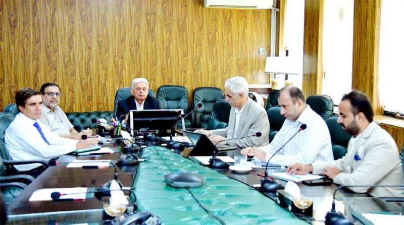 Govt to ensure adequate supply of sugar in market: Minister 