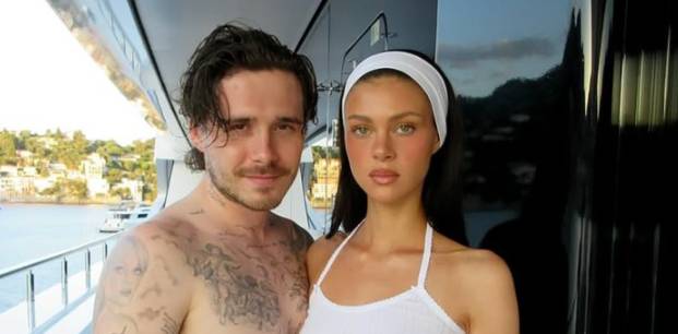 Brooklyn sails off with Peltz clan on luxury yacht as Beckhams arrive nearby