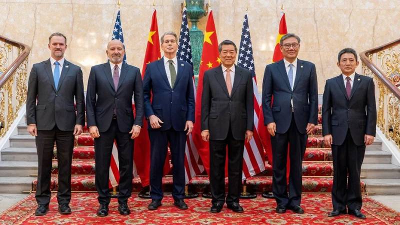 China and US wrap first day of trade talks