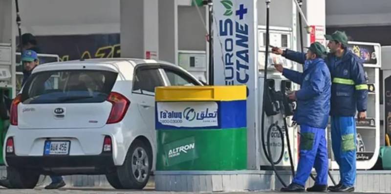Govt proposes Rs9 cut in petrol price