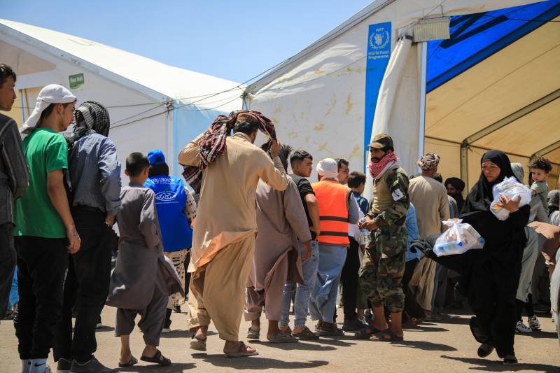 Afghans show solidarity as migrant returns from Iran surge