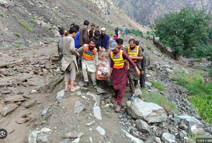 Search for missing tourists continues at Babusar Top