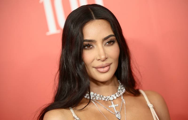 Kim Kardashian sets internet on fire over bizarre SKIMS facewear
