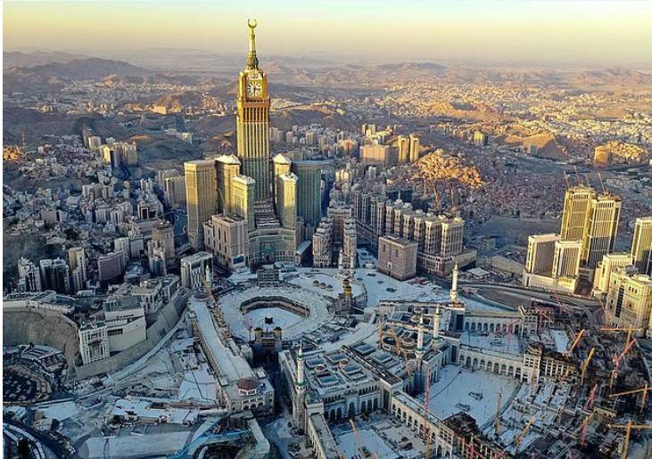 Saudi Arabia recreates Prophet’s migration for visitors