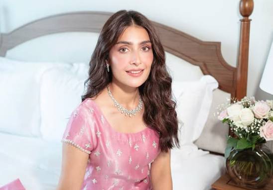 Ayeza Khan unveils ‘retirement plan’ 