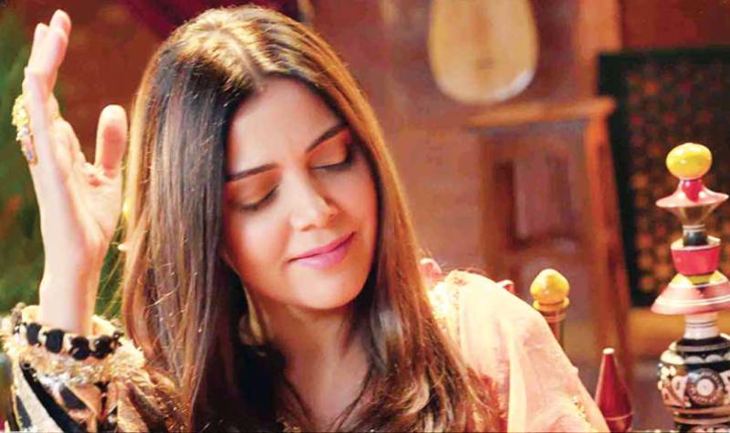 Hadiqa Kiani applauds Chinese singer for performing Boohey Bariyan