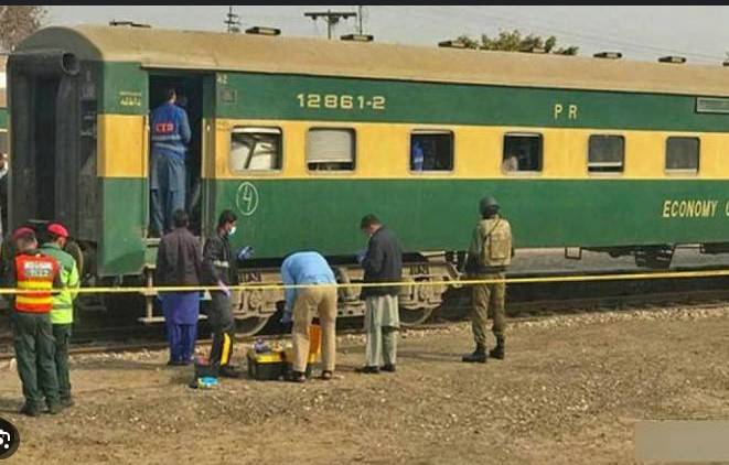 Another train derails in Karachi
