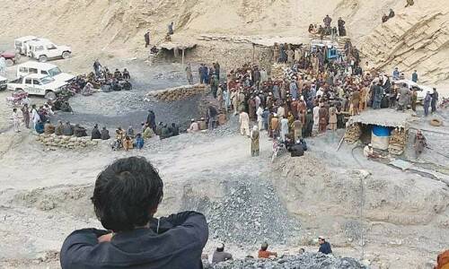 Gun battle at Kurram coal mine leaves two dead, one injured