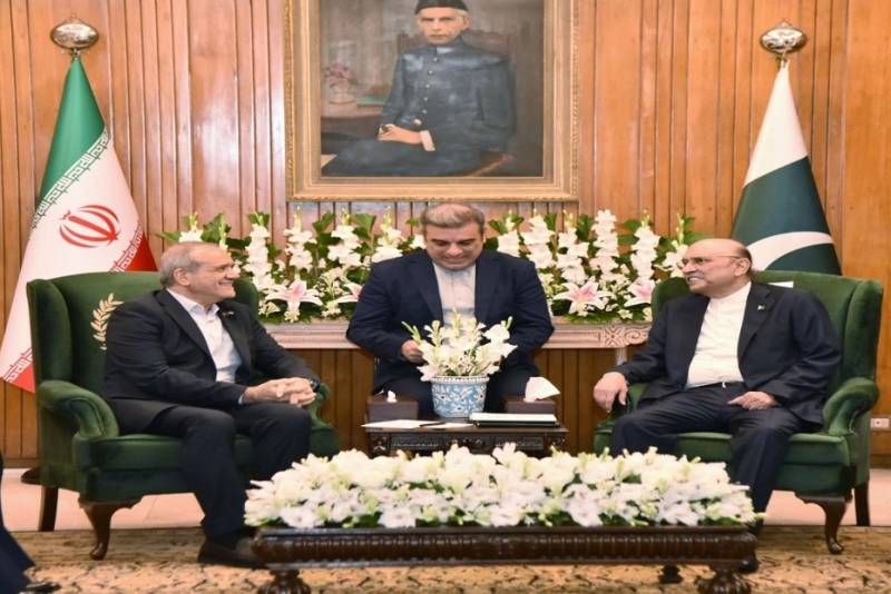 Pakistan, Iran presidents agree to enhance cooperation for regional peace, progress 