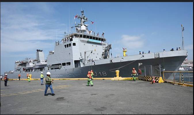 Indian, Philippine navies begin first joint South China Sea patrols