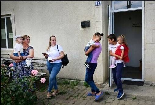 Doctors fight vaccine mistrust as Romania hit by measles outbreak