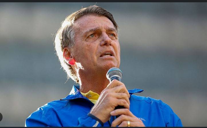 Brazil judge puts ex-president Bolsonaro under house arrest