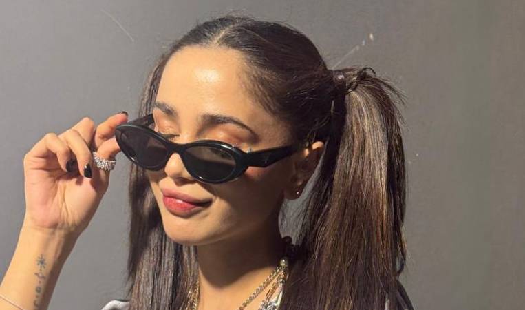 Aima Baig under fire over Canada concert performance