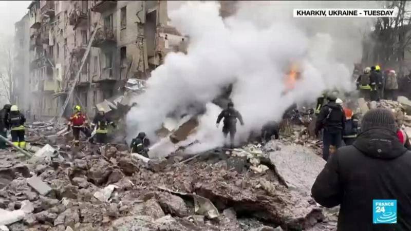 Russian strikes kill six across Ukraine