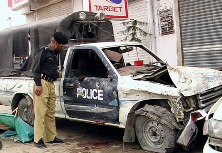 Two martyred as bomb blast targets police van in South Waziristan 