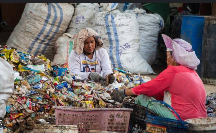 Four days left to square the circle on global plastic pollution treaty