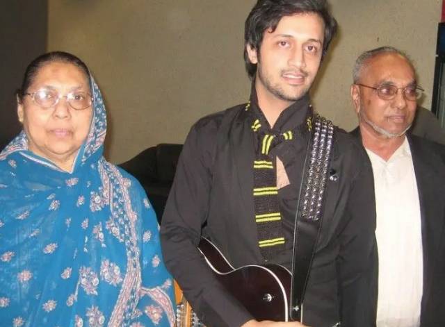 Atif Aslam’s father passes away