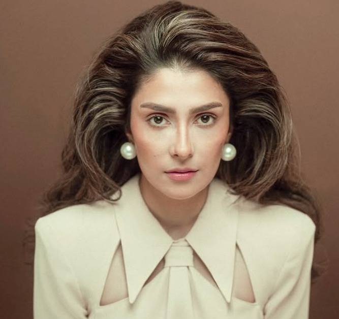 Pakistani superstar shows patriotism through an Indian song