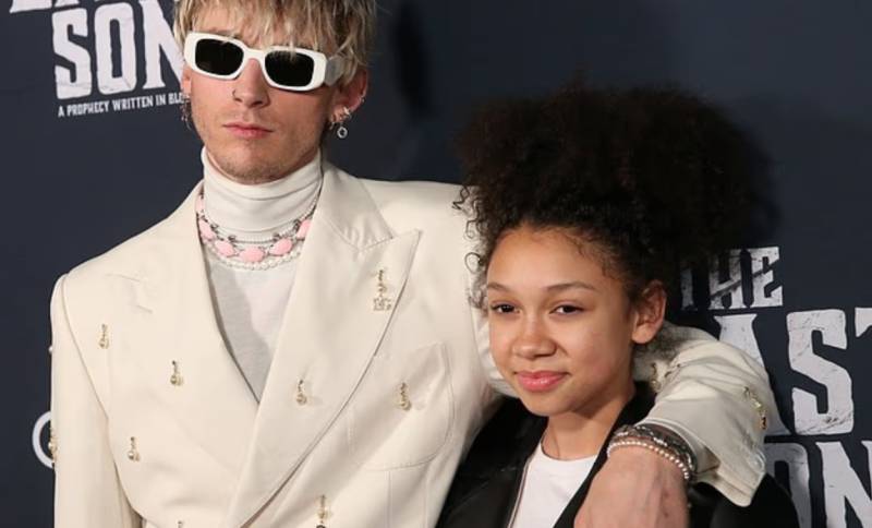 Machine Gun Kelly gifts daughter Casie dream car