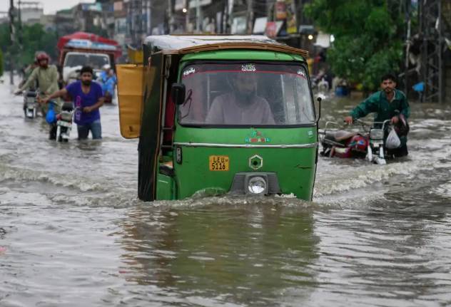 PDMA issues alert as 7th monsoon spell rains to lash Punjab from today