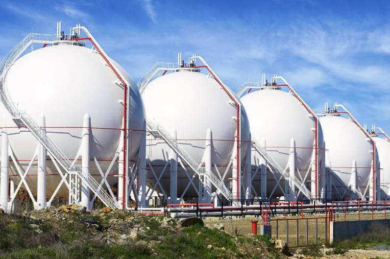 OGRA increases LNG prices by 1.46 percent for August