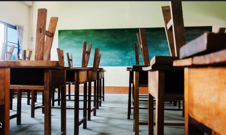 AJK govt shuts down all educational institutions