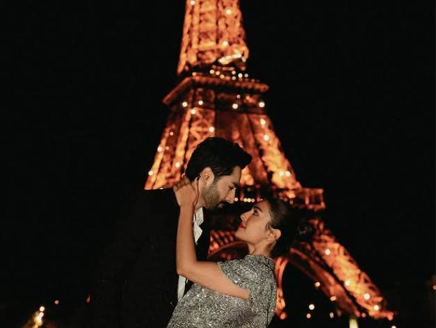Ayeza Khan celebrates 11 years with beau in the city of love