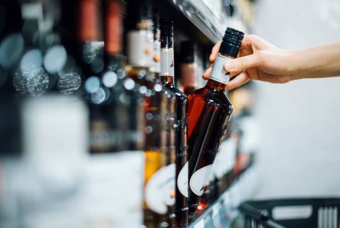 Majority of Americans think alcohol bad for health: poll