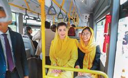 CM Maryam reduces public transport fares by 5%