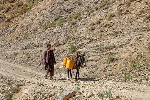 From drought to floods, water extremes drive displacement in Afghanistan
