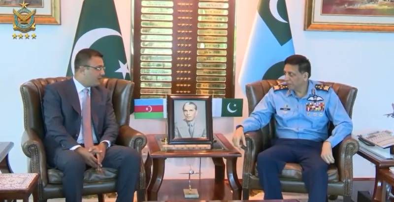 Azerbaijan defence delegation calls on Air Chief Zaheer Sidhu