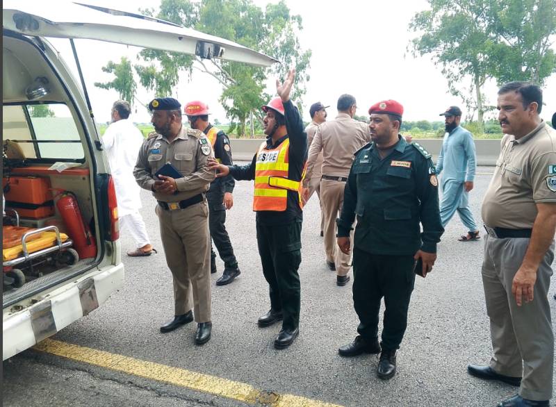 Woman dies, eight rescued as van catches fire on Motorway