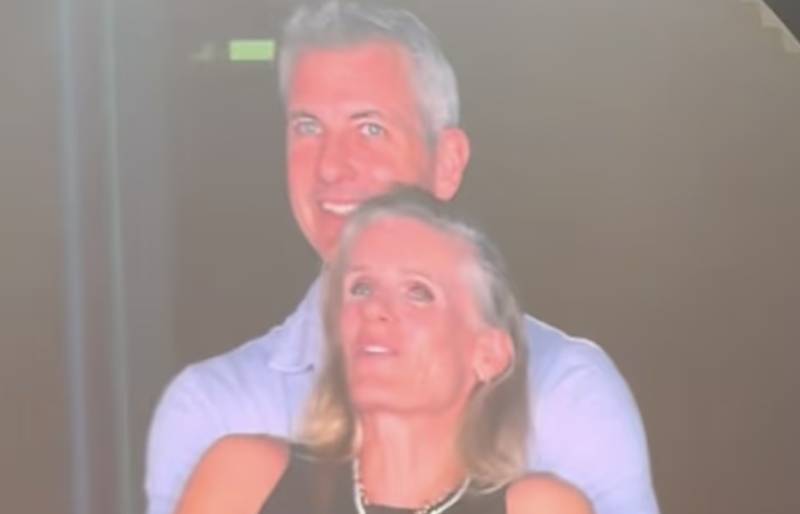 Chris Martin defends keeping Coldplay kiss cam after Astronomer CEO scandal