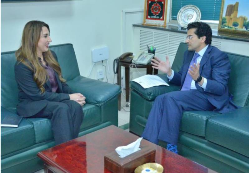 Petroleum minister, US envoy take up enhanced cooperation in energy sector