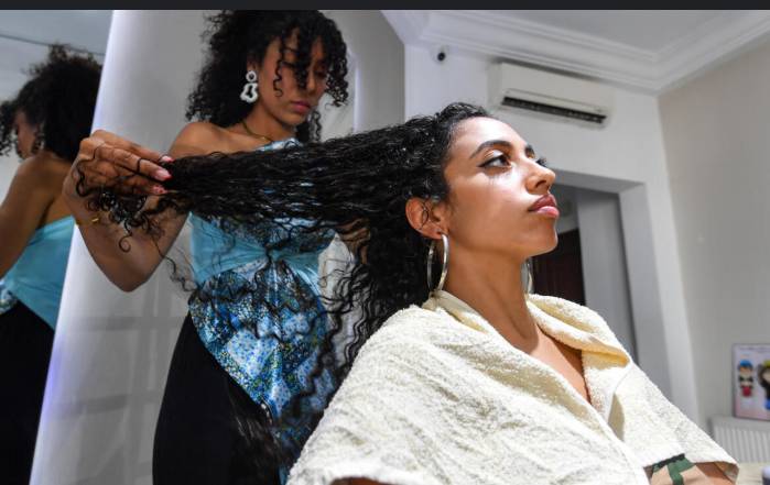 'Curly is beautiful': Tunisian women embrace natural hair