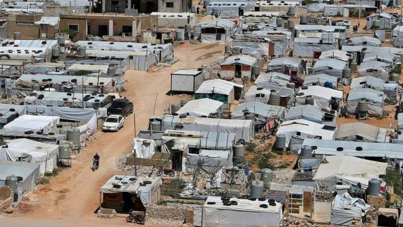 Palestinian camps in Lebanon begin disarming