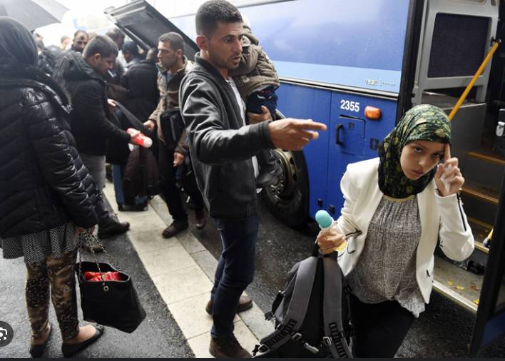 UK sees record number of asylum applications