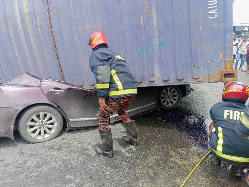 Four of a family killed in Bangladesh road accident